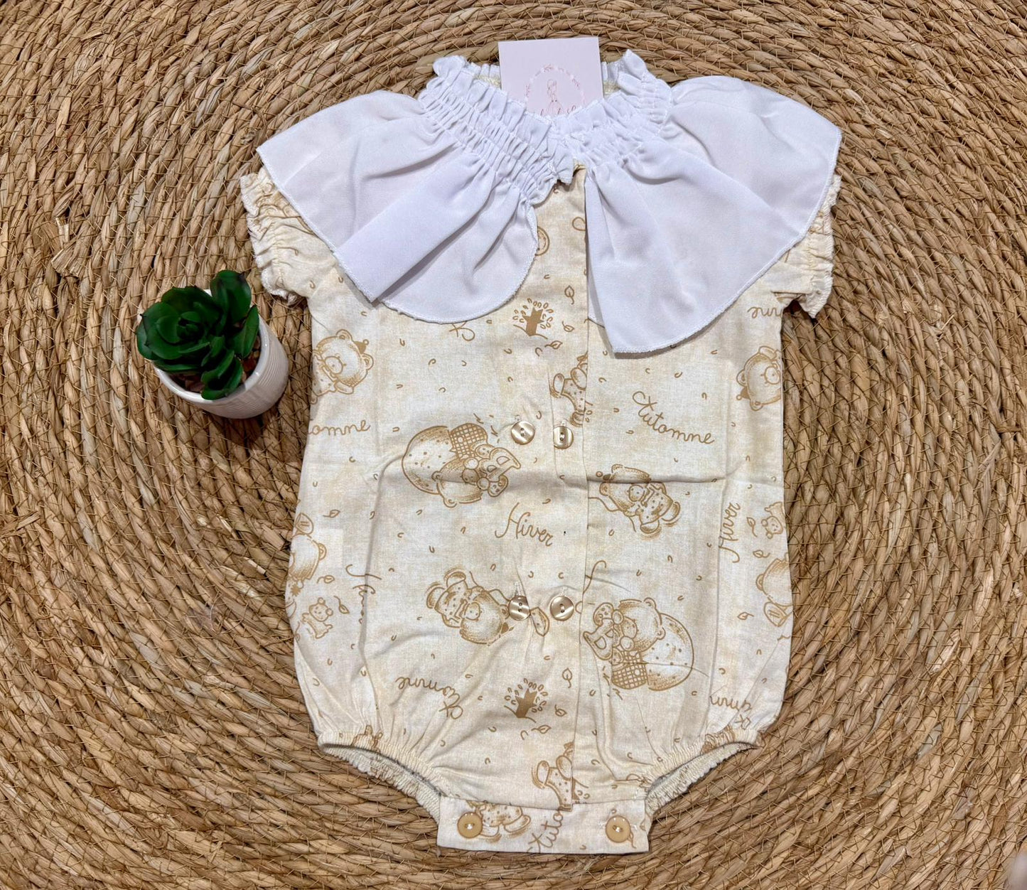 Pelele de Cuello Capa Estampado Camel
