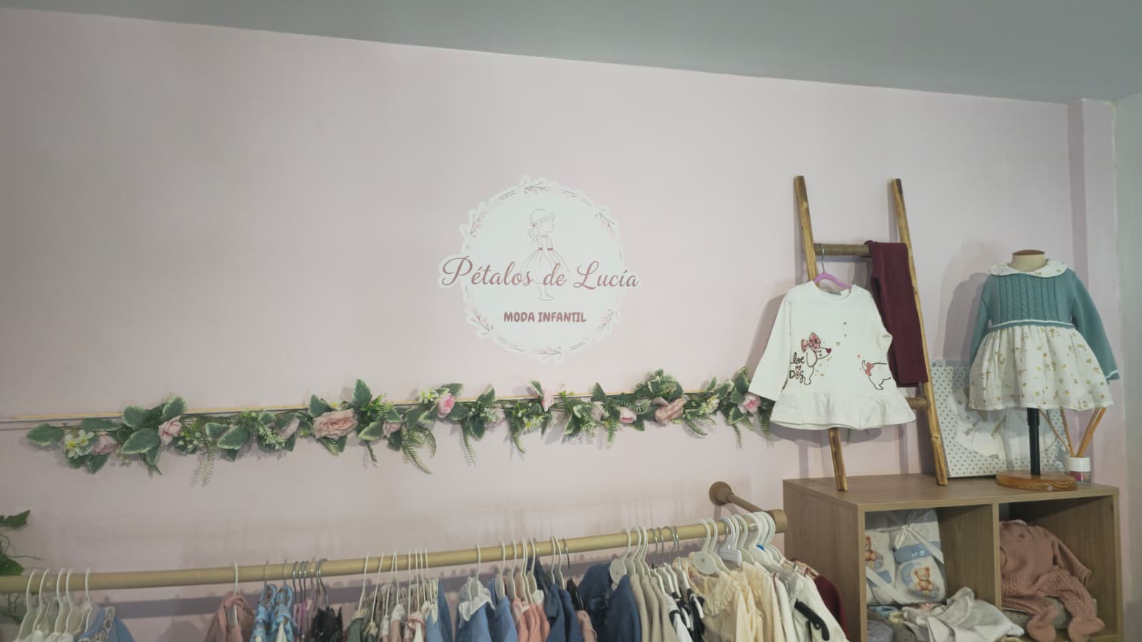 Pétalos de lucia, banner principal